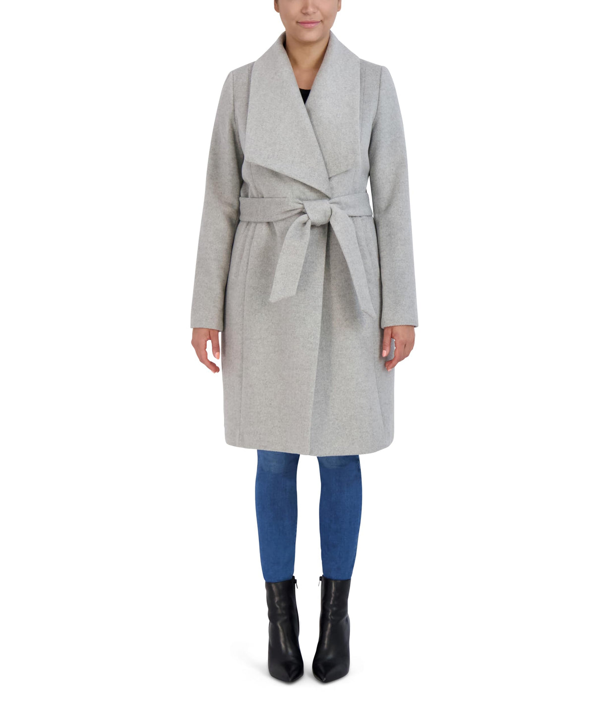 Belted Wool Coat With Tailored Silhouette