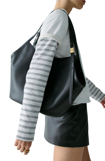 Fine-Grain Leather Tote With Sculpted Silhouette