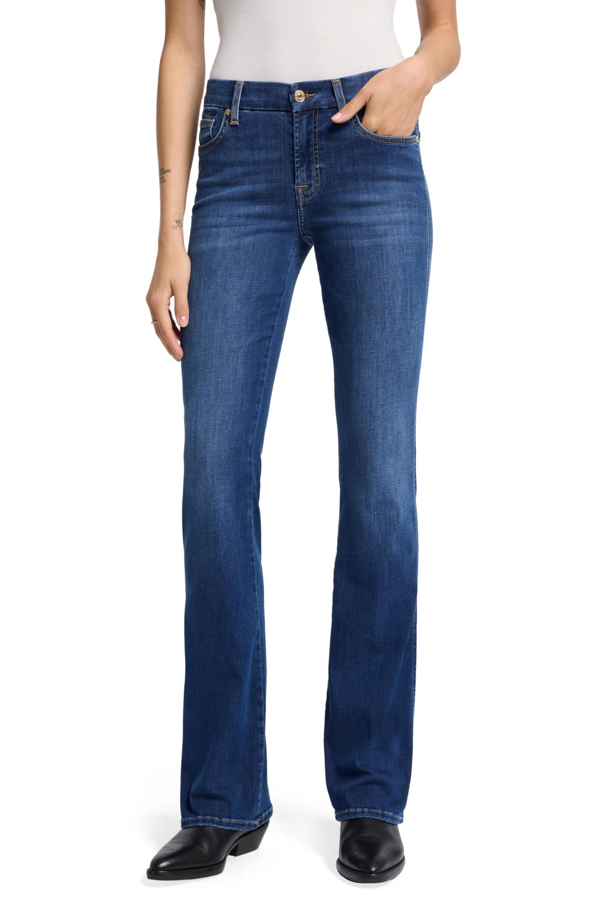 Classic Bootcut Jeans With Flattering Fit