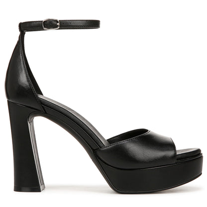 Strappy Sandals With Minimalist Silhouette