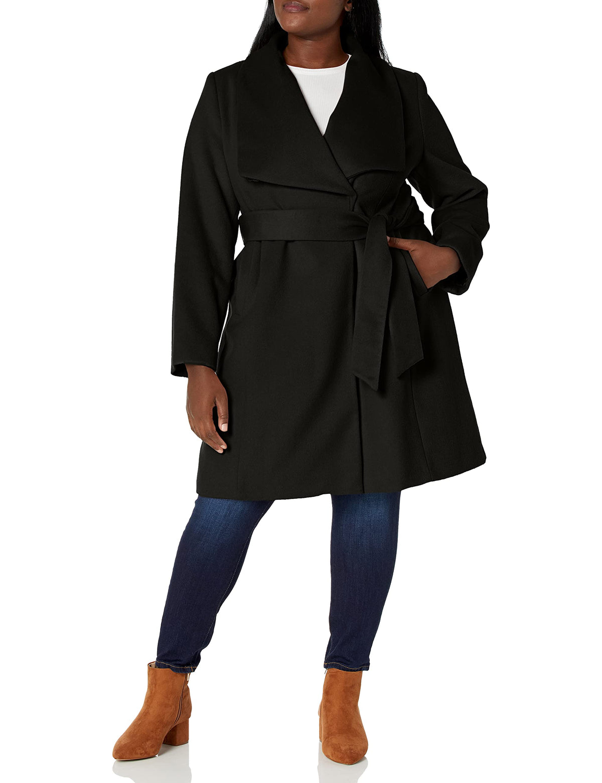 Belted Wool Coat With Tailored Silhouette
