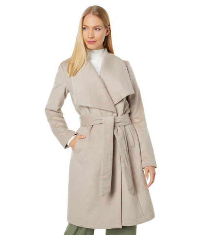 Belted Wool Coat With Tailored Silhouette